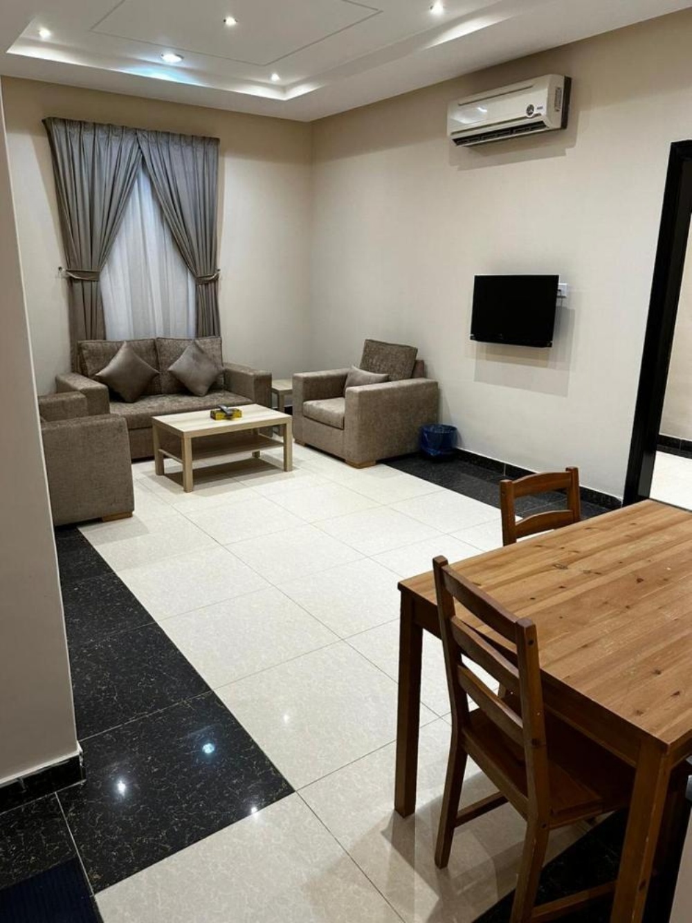 Riyadh Park Hotel Suites